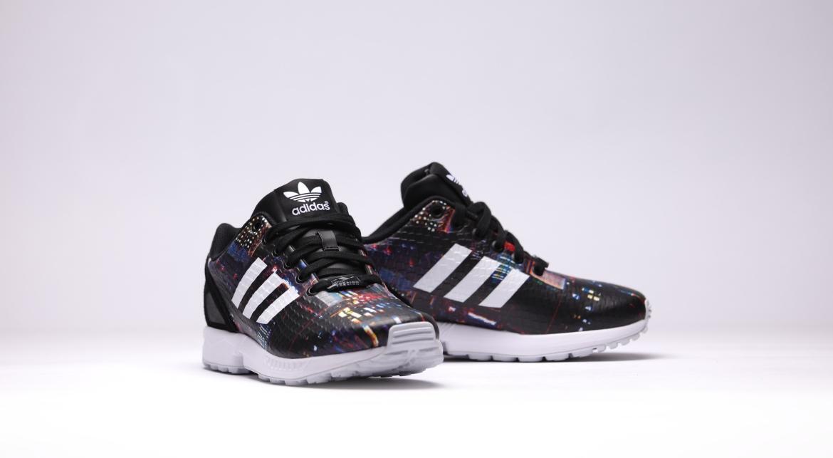 。 adidas Originals ZX Flux W 